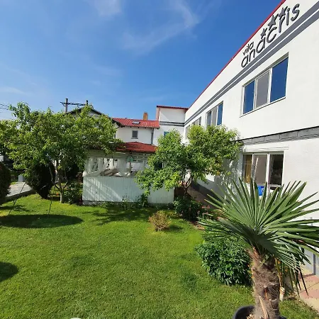 Hotel Anacris *** 3*